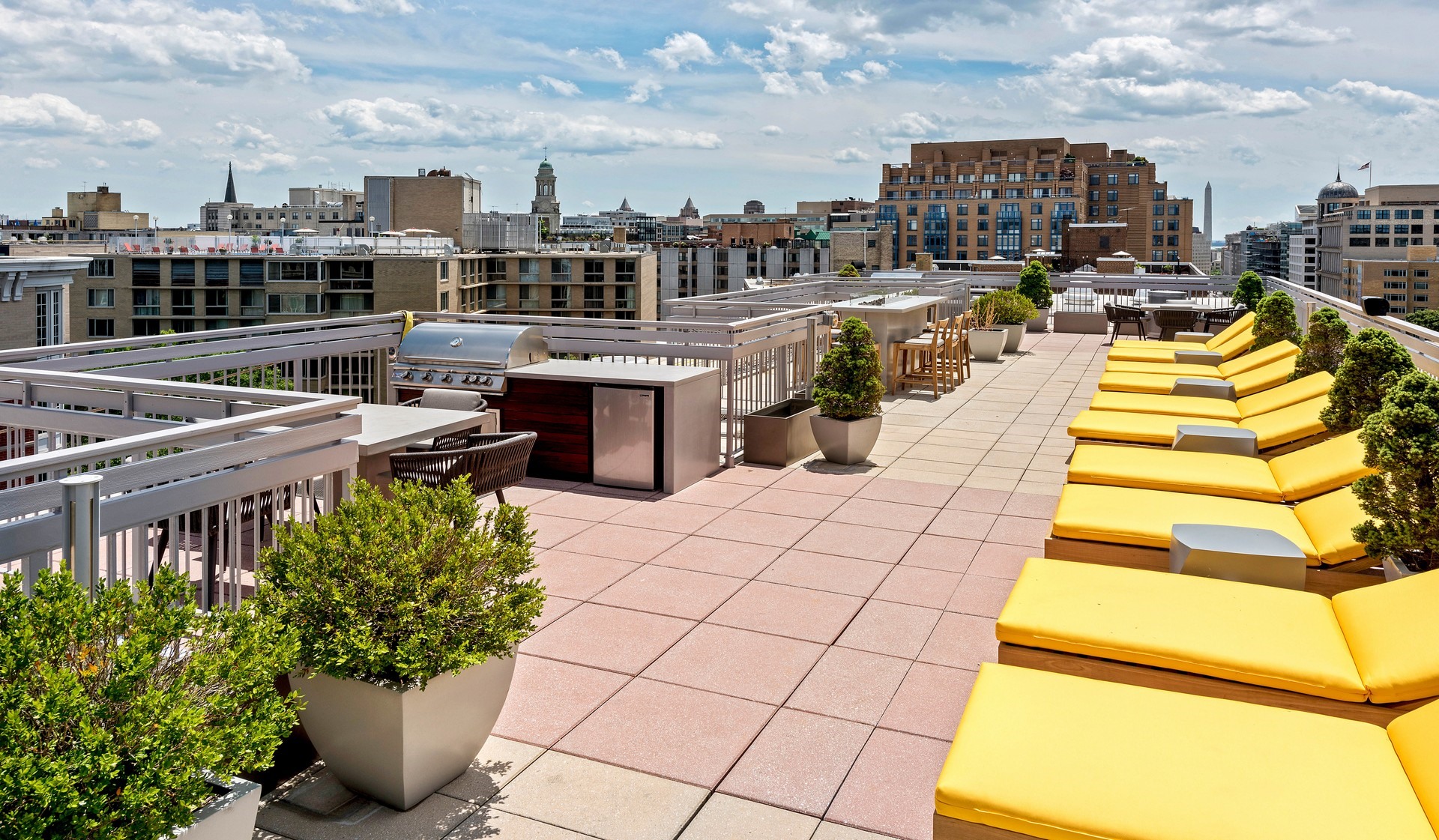 Latrobe Apartments Rooftop Sundeck Latrobe Apartments Rooftop Sundeck